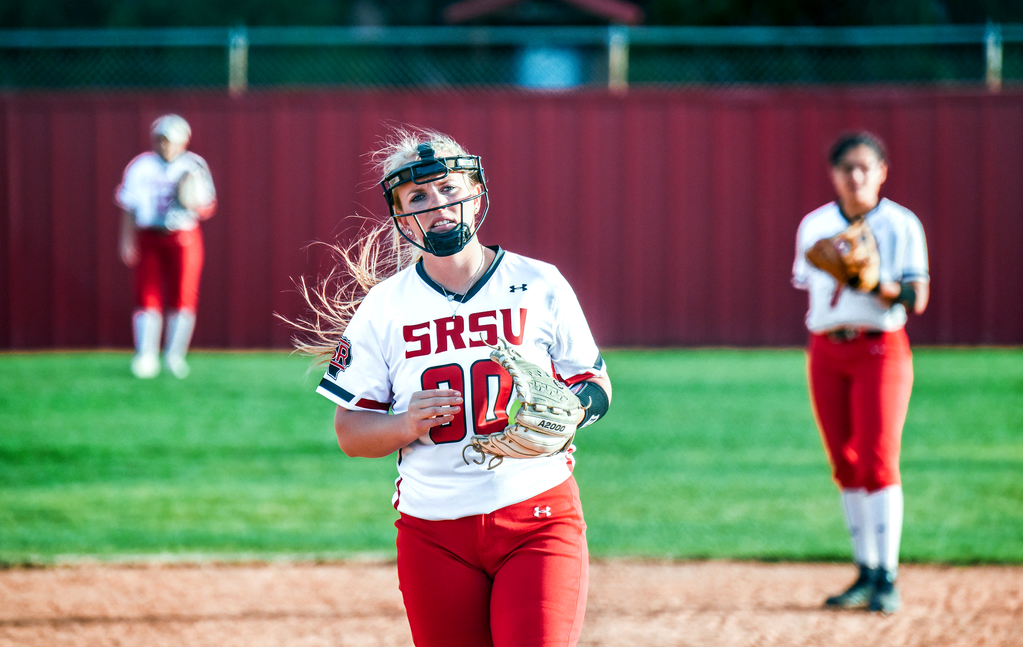 Softball Drops 1-0 Decision to UMHB in Series Finale - SUL ROSS