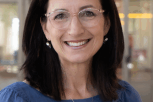 Dr. Landreth, Shelly