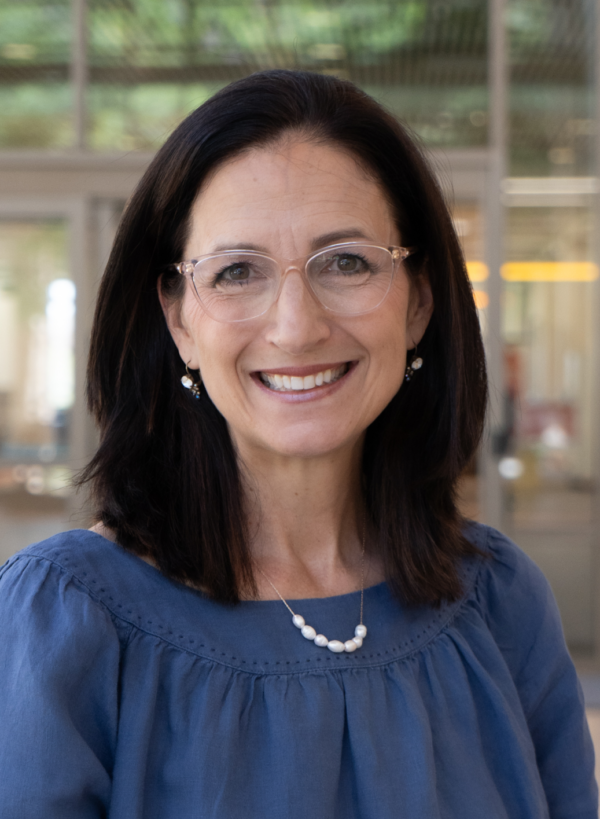 Kelly Landreth SRSU’s Landreth featured in literacy publication - SUL ROSS