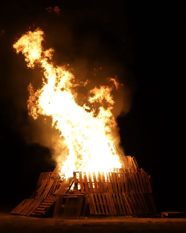 HOCO BONFIRE | OCT. 21 | 8 P.M.

The bonfire has been rescheduled to take place tomorrow at 8 p.m. at the track next to the Recreation Field. 
__________

Homecoming, Bonfire, Athletics, Spirit, Brand ‘Em Lobos, The Frontier University of Texas, Sul Ross State University