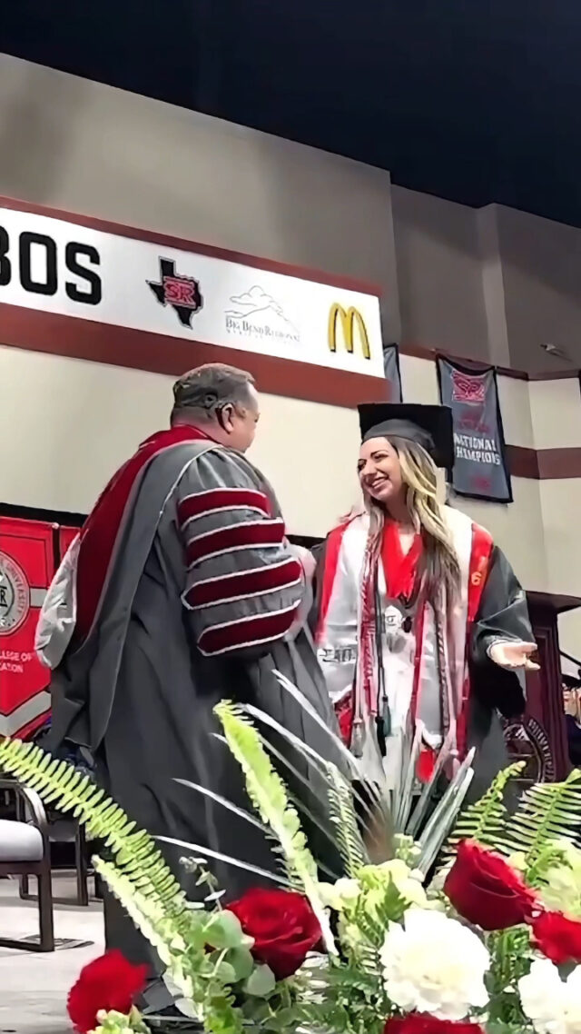 Our Lobos can TALK the TALK and WALK the WALK! 🐺🎓📸
__________

Walk the Stage, Graduation, Commencement, Spring 2026, Brand 'Em Lobos, The Frontier University of Texas, Sul Ross State University
