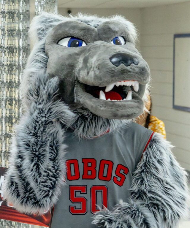 The pack is back in two weeks – right, Sully? 🐺✌️
__________

Fall 2026, First Day, Sully, Student Life, Alpine, Far West Texas, Brand 'Em Lobos, The Frontier University of Texas, Sul Ross State University