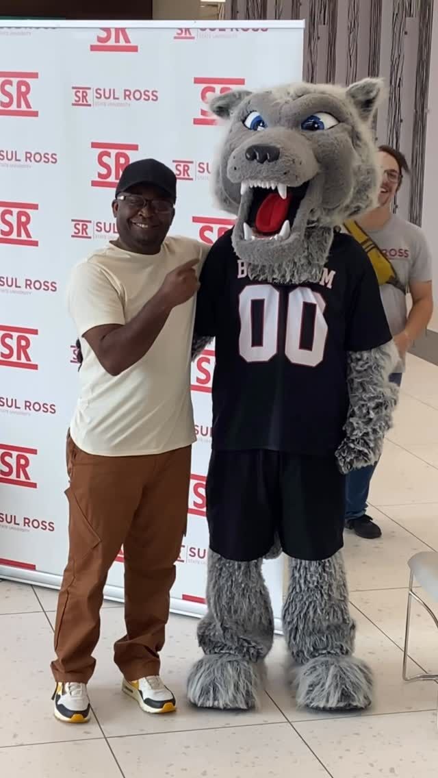 Sully + Tilly = Direct Admit Besties 🐺🐊❤️

If you’re at @lamar_state_college_orange,  visit the Academic Building and talk to our Admissions team about your future at SRSU.